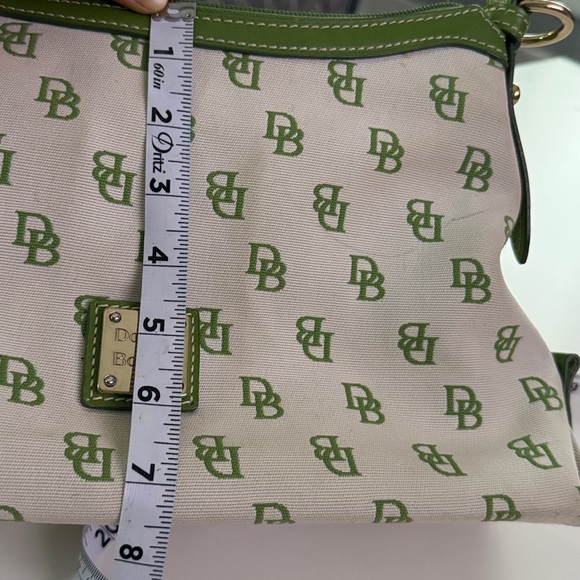 Dooney & Bourke Green and White Shoulder Bag - Picture 10 of 16